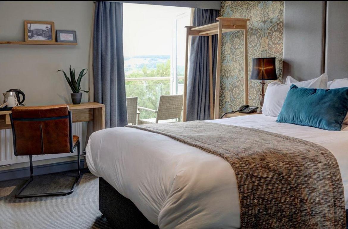 The New Hobbit Hotel Rooms Χάλιφαξ Εξωτερικό φωτογραφία