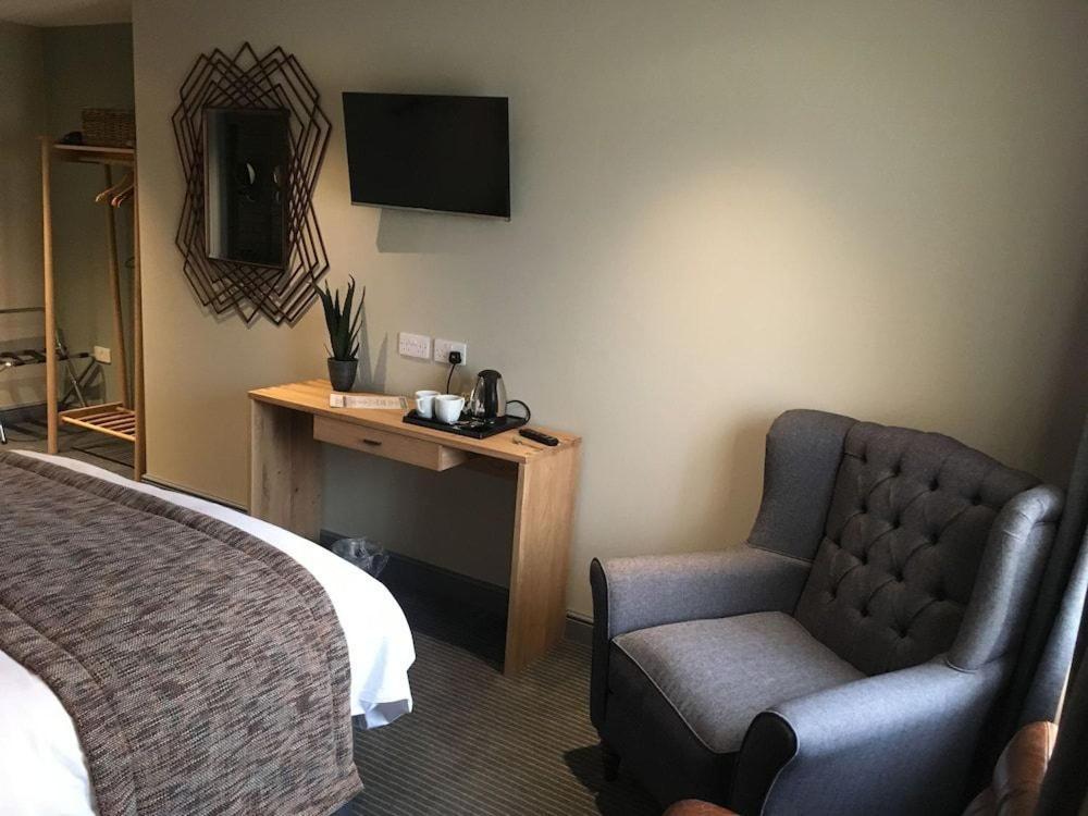 The New Hobbit Hotel Rooms Χάλιφαξ Εξωτερικό φωτογραφία